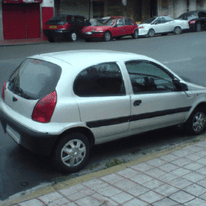 ¿€38 por cuota sin entrada para Clio 2023 en España?